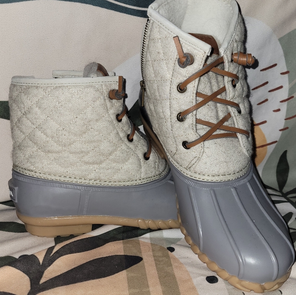 NAUTICA Rubber Soled Winter Boots